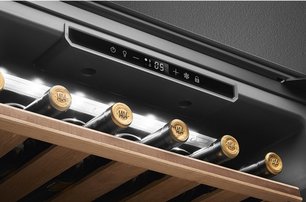 Винный холодильник Smeg CVI121N3 фото 3 в Краснодаре