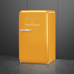 Холодильник Смег FAB10RDYVC5 фото 2 в Краснодаре Холодильник Smeg FAB10RDYVC5 фото 2 в Краснодаре
