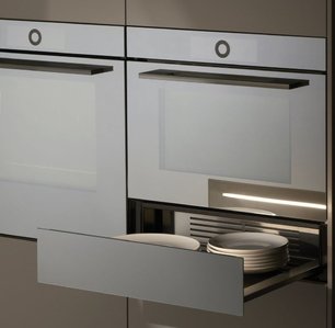 Встраиваемый подогреватель посуды V-ZUG V4000 22 WDEC6V1C черное стекло фото 4 в Краснодаре