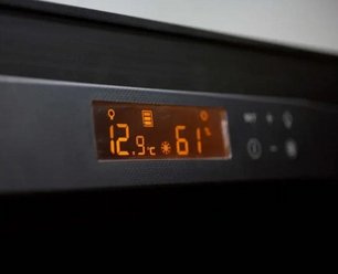 Монотемпературный винный шкаф EuroCave V-REVEL-S R-400012-S2B фото 2 в Краснодаре