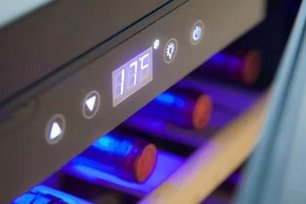 Винный шкаф Coldvine C18-KBB1 фото 4 в Краснодаре Винный шкаф Cold Vine C18-KBB1 фото 4 в Краснодаре