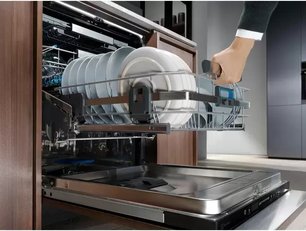 Встраиваемая посудомоечная машина Электролюкс EEC967310L фото 4 в Краснодаре Встраиваемая посудомоечная машина Electrolux EEC967310L фото 4 в Краснодаре