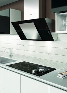 Вытяжка Фулгор Милано LHD 9001 TC BK фото 2 в Краснодаре Вытяжка Fulgor Milano LHD 9001 TC BK фото 2 в Краснодаре