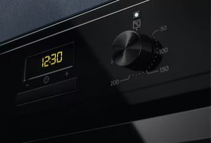 Духовой шкаф Electrolux EOD3H50BK фото 3 в Краснодаре