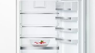 Встраиваемый двухкамерный холодильник Бош KIN86AF3M8 фото 3 в Краснодаре Встраиваемый двухкамерный холодильник Bosch KIN86AF3M8 фото 3 в Краснодаре