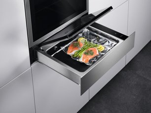 Вакуумный упаковщик AEG KDE911423M фото 3 в Краснодаре