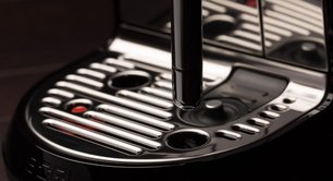 Кофемашина БОРК C730 BK Creatista фото 4 в Краснодаре Кофемашина BORK C730 BK Creatista фото 4 в Краснодаре