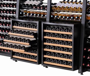 Встроенный шкаф с выдвижными поддонами EuroCave OMS1 фото 2 в Краснодаре