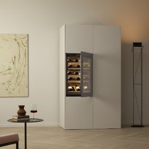 Встраиваемый винный шкаф Фауцуг WineCooler V4000 90 WC4T-51102 R Pearl mirror glass фото 3 в Краснодаре Встраиваемый винный шкаф V-ZUG WineCooler V4000 90 WC4T-51102 R Pearl mirror glass фото 3 в Краснодаре