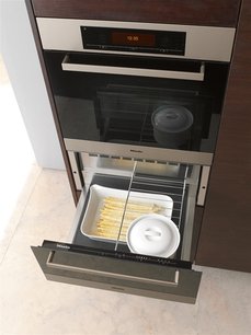 Подогреватель Miele ESW 5080-29 BK фото 4 в Краснодаре