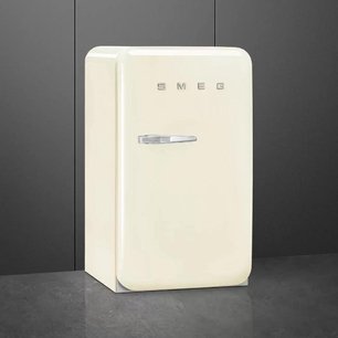 Холодильник Смег FAB10RCR5 фото 3 в Краснодаре Холодильник Smeg FAB10RCR5 фото 3 в Краснодаре