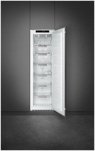 Встраиваемая морозильная камера Смег S8F174NE фото 3 в Краснодаре Встраиваемая морозильная камера Smeg S8F174NE фото 3 в Краснодаре