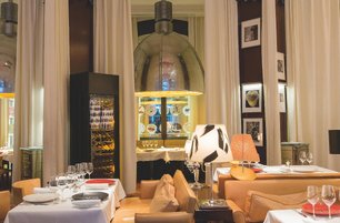 Витрина для вина EuroCave V-90002 фото 3 в Краснодаре