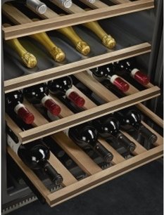 Винный шкаф Смег CVI638NS фото 3 в Краснодаре Винный шкаф Smeg CVI638NS фото 3 в Краснодаре