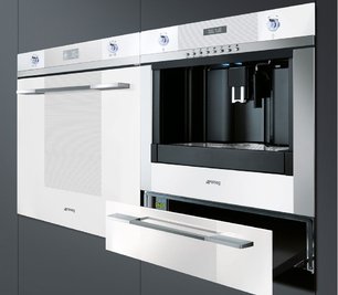 Кофемашина Смег CMSC45B фото 4 в Краснодаре Кофемашина Smeg CMSC45B фото 4 в Краснодаре