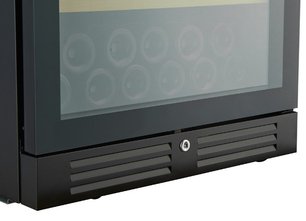 Встраиваемый винный шкаф Селлар Приват CP154-3TB фото 2 в Краснодаре Встраиваемый винный шкаф CellarPrivate CP154-3TB фото 2 в Краснодаре