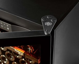 Мультитемпературный винный шкаф EuroCave S-PURE-M P-300011-M фото 4 в Краснодаре