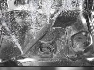 Посудомоечная машина Смег ST2FABWH фото 3 в Краснодаре Посудомоечная машина Smeg ST2FABWH фото 3 в Краснодаре