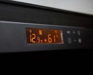 Монотемпературный винный шкаф EuroCave V-REVEL-L R-400024-L2W фото 4 в Краснодаре