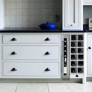 Винный шкаф Дунавокс DAUF-9.22SS фото 2 в Краснодаре Винный шкаф Dunavox DAUF-9.22SS фото 2 в Краснодаре