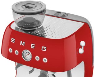 Эспрессо-кофемашина Смег EGF03RDEU фото 3 в Краснодаре Эспрессо-кофемашина Smeg EGF03RDEU фото 3 в Краснодаре