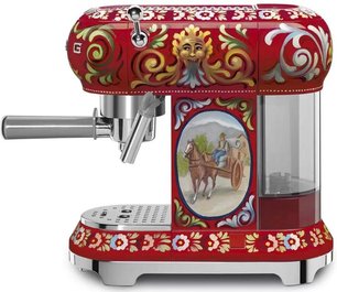 Кофемашина Смег ECF01DGEU фото 2 в Краснодаре Кофемашина Smeg ECF01DGEU фото 2 в Краснодаре