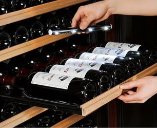 Монотемпературный винный шкаф EuroCave V-PREM-S V-200011-S фото 4 в Краснодаре