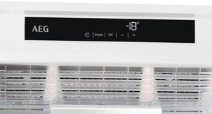 Встраиваемая морозильная камера АЕГ ABR818F6NC фото 3 в Краснодаре Встраиваемая морозильная камера AEG ABR818F6NC фото 3 в Краснодаре