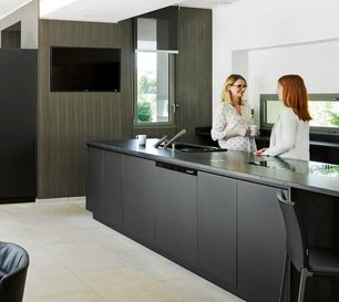 Встраиваемый монотемпературный винный шкаф V-INSP-S EuroCave I-090014-S фото 3 в Краснодаре