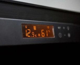 Монотемпературный винный шкаф EuroCave V-PURE-S P-300032-S фото 3 в Краснодаре