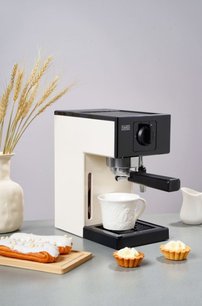 Кофеварка рожковая Вард VCPA1C фото 2 в Краснодаре Кофеварка рожковая VARD VCPA1C фото 2 в Краснодаре