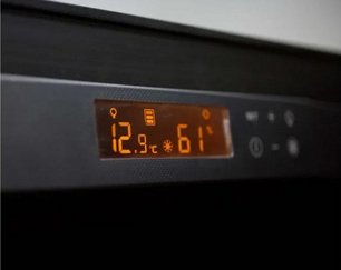 Монотемпературный винный шкаф EuroCave V-REVEL-S R-400024-S2B фото 4 в Краснодаре