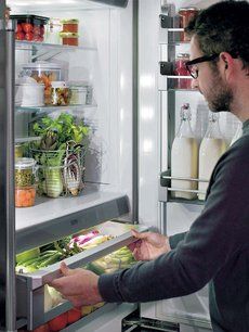 Встраиваемый холодильник KitchenAid KCVCX 20900R фото 3 в Краснодаре