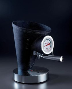 Кофеварка Бугатти Espresso Machine DIVA Denim фото 3 в Краснодаре Кофеварка Bugatti Espresso Machine DIVA Denim фото 3 в Краснодаре