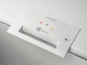 Морозильный ларь Электролюкс EC3201AOW фото 3 в Краснодаре Морозильный ларь Electrolux EC3201AOW фото 3 в Краснодаре