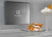 Встраиваемый холодильник Electrolux ENP7TD75S фото 4 в Краснодаре