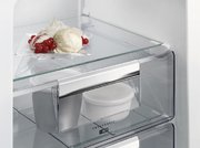 Встраиваемый холодильник AEG SCR819F8FS фото 4 в Краснодаре