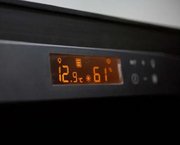 Монотемпературный винный шкаф EuroCave V-PURE-S P-300012-S фото 3 в Краснодаре