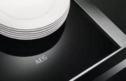 Встраиваемый ящик для подогрева посуды AEG KDK911424M фото 2 в Краснодаре