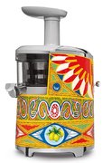 Соковыжималка Смег SJF01DGEU фото 2 в Краснодаре Соковыжималка Smeg SJF01DGEU фото 2 в Краснодаре
