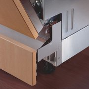 Петля для фасада Гаггенау DA021000 фото 2 в Краснодаре Петля для фасада Gaggenau DA021000 фото 2 в Краснодаре