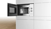 Встраиваемая микроволновая печь Bosch BFL520MW0 фото 4 в Краснодаре
