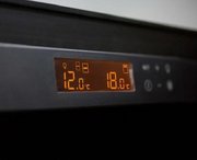 Трехтемпературный винный шкаф EuroCave E-PURE-L P-300043-L фото 3 в Краснодаре