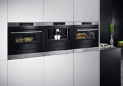 Духовой шкаф AEG KMR761000W фото 4 в Краснодаре