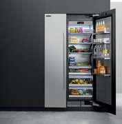 Встраиваемый холодильник Signature Kitchen Suite SKSCR2411P фото 3 в Краснодаре