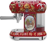 Кофемашина Smeg ECF01DGEU фото 2 в Краснодаре