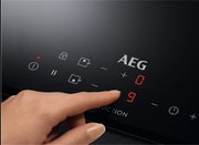 Варочная панель AEG IKB32300CB фото 2 в Краснодаре