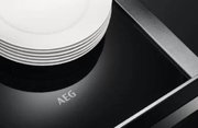 Встраиваемый ящик для подогрева посуды AEG KDE911424B фото 3 в Краснодаре