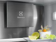 Встраиваемый холодильник Electrolux E8MNCD18S фото 3 в Краснодаре