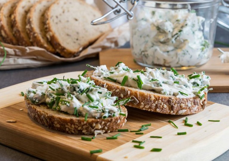 Можно ли, как и сколько хранить творожный сыр в холодильнике Можно ли, как и сколько хранить творожный сыр в холодильнике